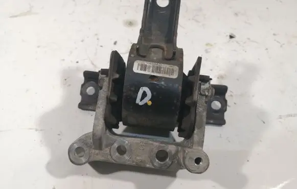 Dodge Caliber Engine mount bracket 489AD