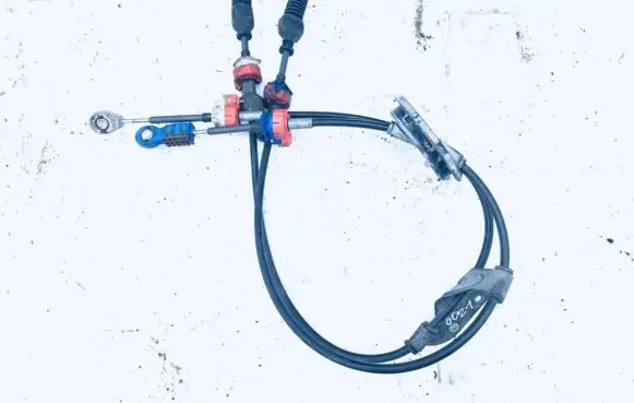 Nissan Qashqai+2 Gear shift cable linkage 112112856