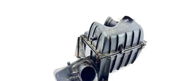 Volvo 740 Air filter box 1367075