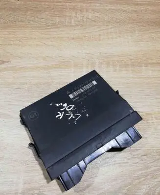 Mercedes-Benz CLK A209 C209 Comfort/convenience module A2098205926