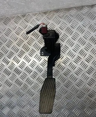 Opel Combo C Accelerator throttle pedal 9129423 6PV00811000