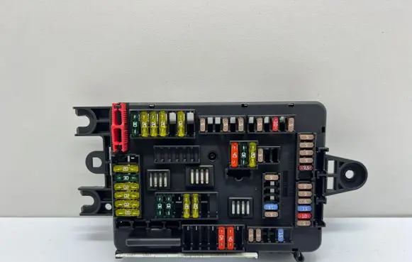 BMW 4 F32 F33 Fuse box set 9337880 19446000001 28072014