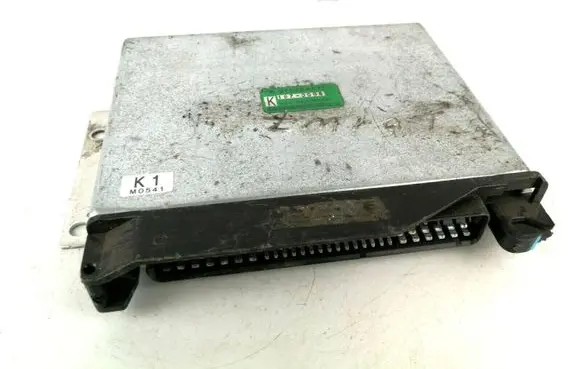 Subaru Legacy Engine control unit/module 27526AE170