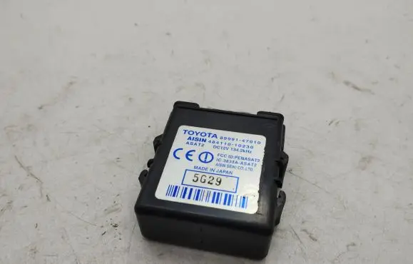 Toyota Prius (XW20) Door control unit/module 8999147010 1013833A