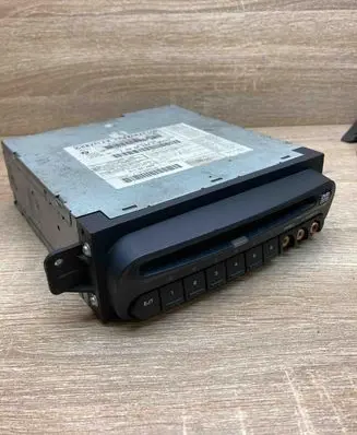 Chrysler Voyager Radio/CD/DVD/GPS head unit 05166349AE
