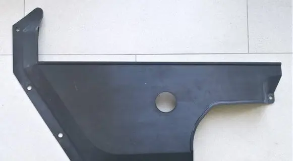 Engine splash shield/under tray
