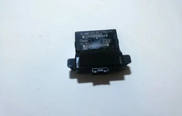 Volkswagen Golf V Door control unit/module 1k0907530c 1k0907951