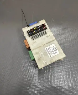 Volvo V70 Fuse module 7G9T14C256FA 30765624AE LTQF01125