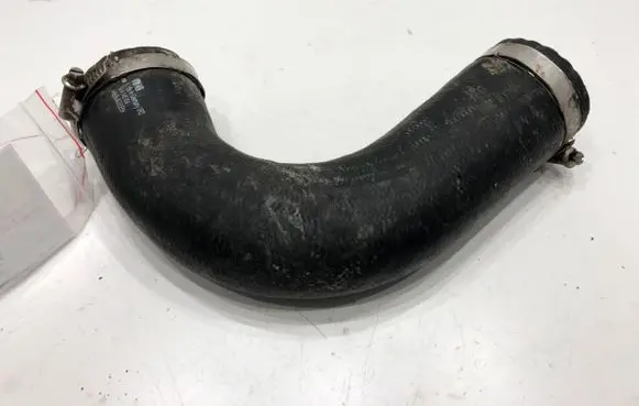 Intercooler hose/pipe