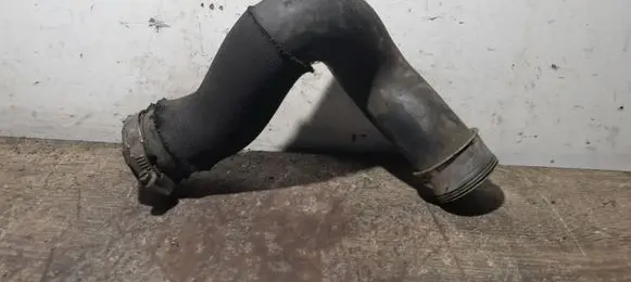 Audi Q7 4L Intercooler hose/pipe