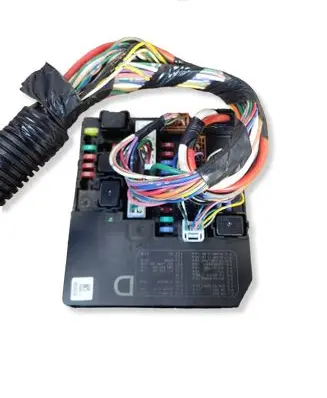 Nissan Pathfinder R51 Fuse module 284B7EB33C EUR3