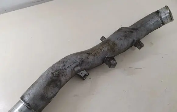 Intercooler hose/pipe