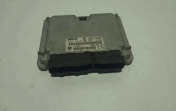 Opel Zafira A Engine control unit/module 09133269 28SA4222 0281010021