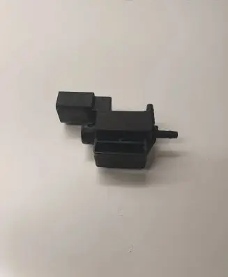 Audi A4 S4 B8 8K Turbo solenoid valve 037906283C