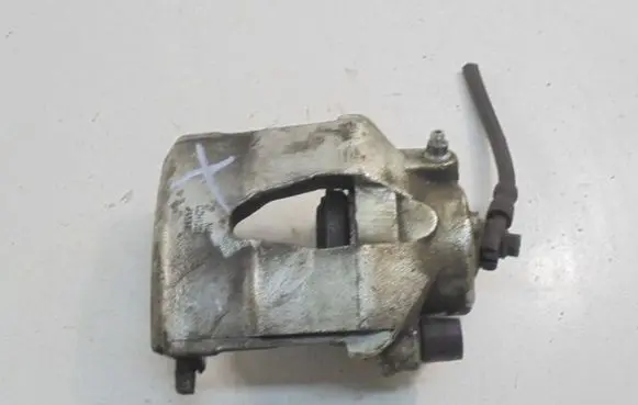 Volkswagen Golf IV Front brake caliper CZH1201