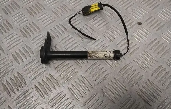 BMW 2 F45 Bonnet Pedestrian Airbag Actuator 7300537