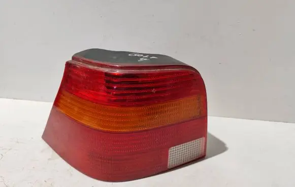 Volkswagen Golf IV Rear/tail lights 1J6945095Q 6773697