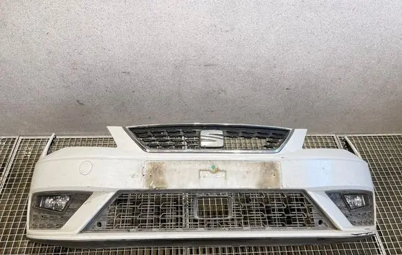Seat Leon (5F) Front bumper 5F0807221R 5F0807217JC