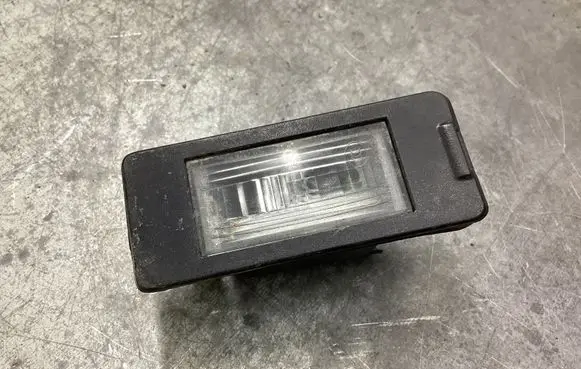 Opel Zafira C Number plate light 13590043