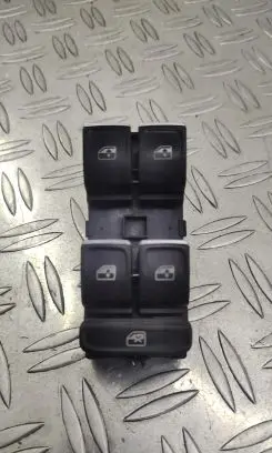 Volkswagen Golf VII Electric window control switch 5G6827505