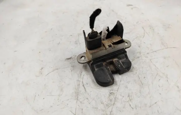 Volkswagen Touran I Tailgate/trunk/boot lock/catch/latch 1T0827505H
