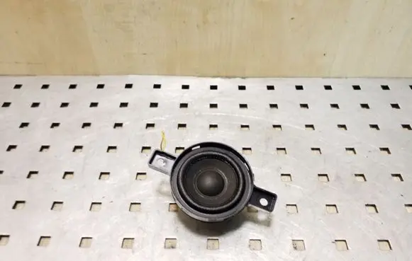 Opel Astra H Front door high frequency speaker
