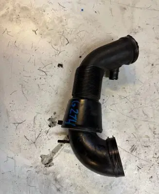 Audi Q7 4M Turbo air intake inlet pipe/hose 057129615E 4013964A 0116861A