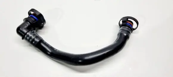 Skoda Karoq Turbo air intake inlet pipe/hose 05E133366N