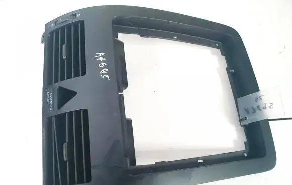 Volkswagen Touran I Dash center air vent grill 251030347 1t0919234b