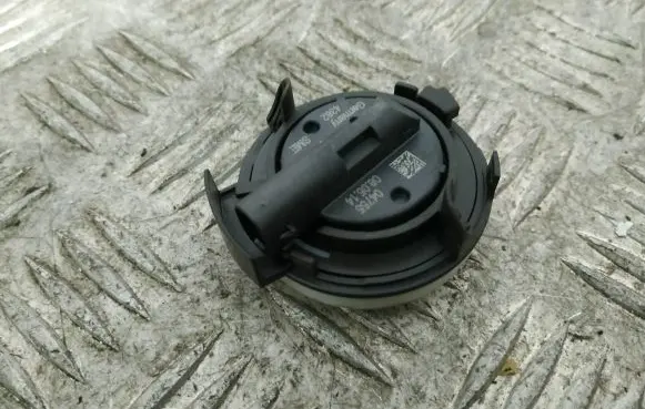 Volkswagen Golf VII Airbag deployment crash/impact sensor 5Q0959354