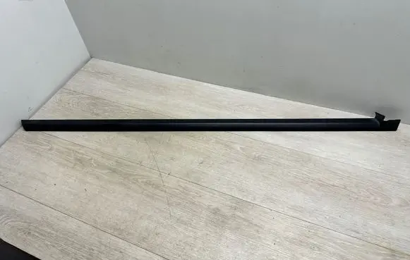 Porsche Cayenne (92A) Side skirt front trim 7P5853537 958559537009B9 95855953700