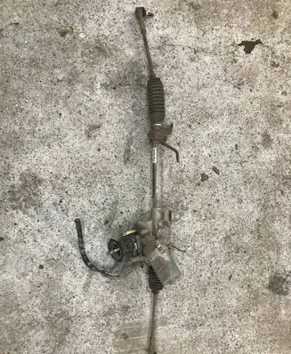 Suzuki Swift I Steering rack
