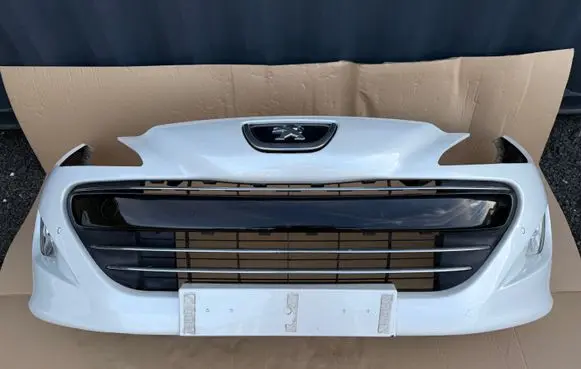 Peugeot RCZ Front bumper YM21600177