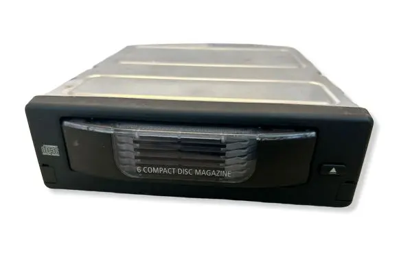 BMW 5 E60 E61 CD/DVD changer 9131850