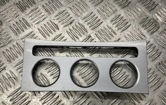Volkswagen PASSAT B6 Dashboard center trim panel 3C0863100