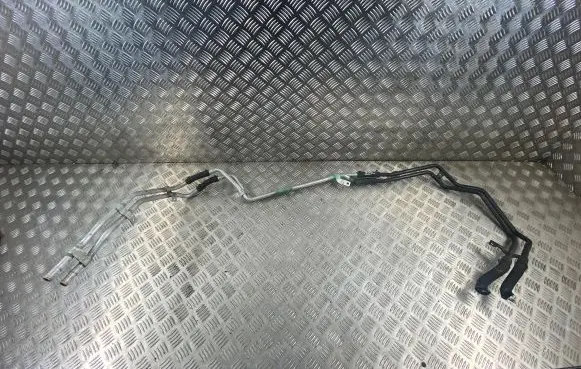 Audi Q7 4M Coolant pipe/hose 
