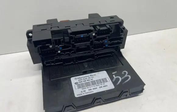 Mercedes-Benz C W203 Fuse module 2035453501 5DK00848543