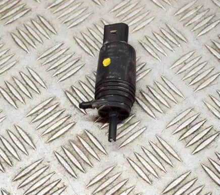 Land Rover Range Rover L322 Windscreen/windshield washer pump 8377612