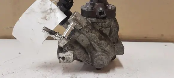 Ford Focus Fuel injection high pressure pump 0445010592 9811347280 0928400779