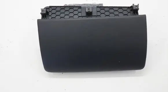Audi Q7 4L Glove box 4L1880302CACR 4L1880302C