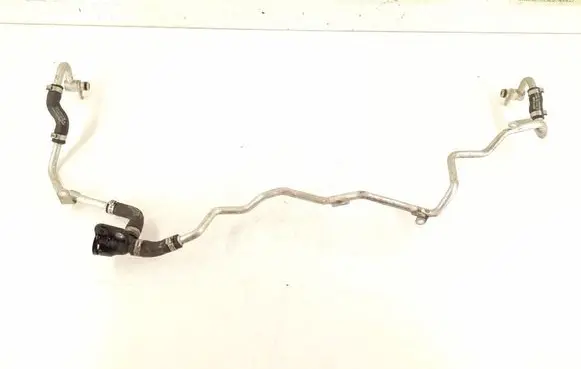 Mercedes-Benz C W205 Engine coolant pipe/hose 2762006651 A2762006651