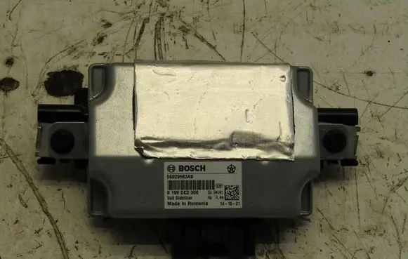 Jeep Cherokee Voltage converter inverter 56029583AB