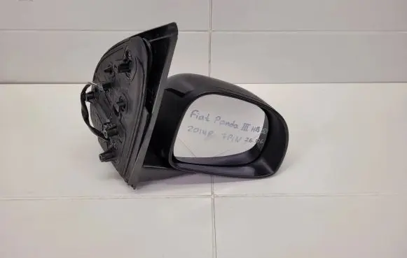 Front door electric wing mirror