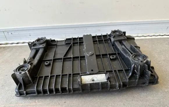 Mercedes-Benz C W205 Battery tray A2056201502