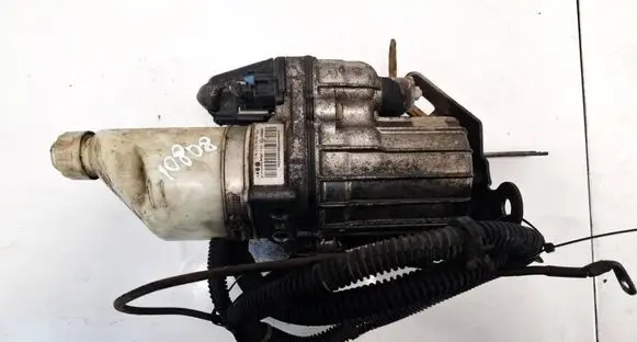 Opel Astra H Power steering pump 13188613