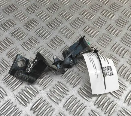 Skoda Superb B8 (3V) Rear door hinge set 8X0831404E