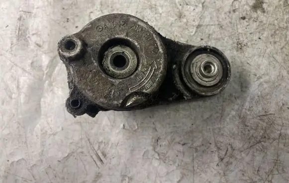 Jeep Grand Cherokee (WK) Generator/alternator belt tensioner A6422000070