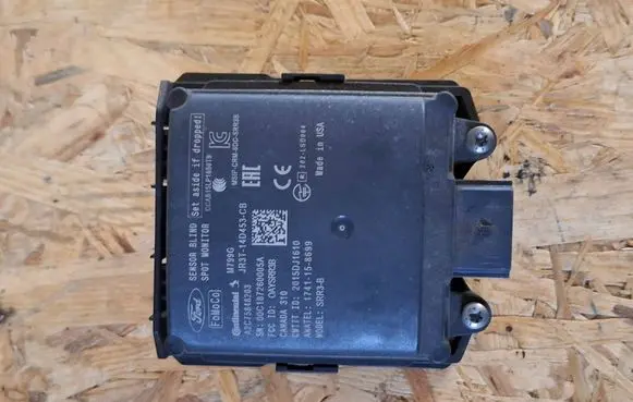 Ford Mustang VI Blind spot module JR3T14D453CB