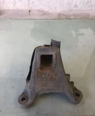 BMW X4 G02 Engine mounting bracket 874365203