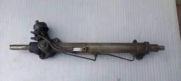 Volkswagen PASSAT B5.5 Steering rack